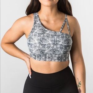 Buffbunny Vibe Bra - Hustle print , size Medium